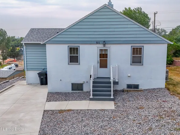 511 4th Ave E, Dickinson, ND 58601