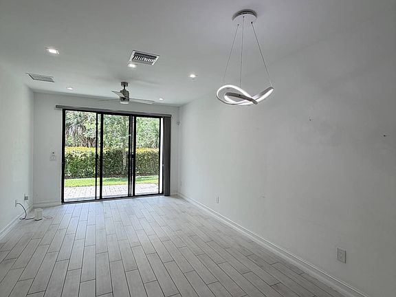 5th image of 7380 Rockefeller Dr #57