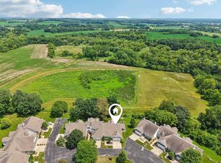 5652 Steeplechase Dr, Waunakee, WI 53597