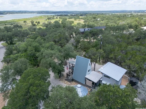 1067 FULLER DR, Canyon Lake, TX 78133