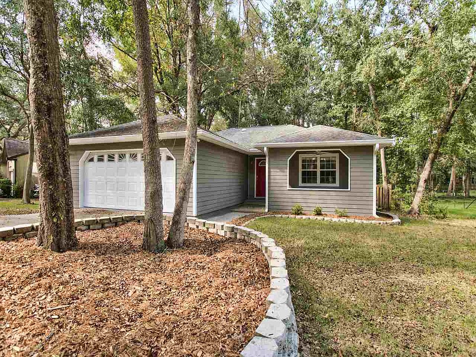 2nd image of 5718 Doonesbury Way