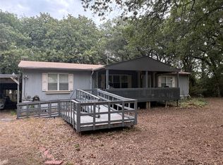 194 Finneyoaks Ln, Weatherford, TX 76085
