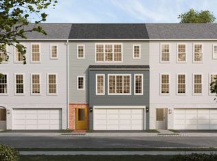 3139 Overlook Dr, Mechanicsburg, PA 17055