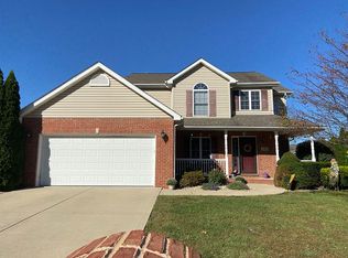 543 N August St, Mascoutah, IL 62258