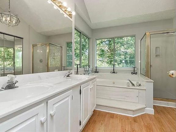 4th image of 2792 Grassland Ct NW