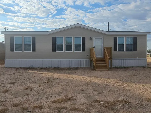 508 E 7th St, Mc Camey, TX 79752