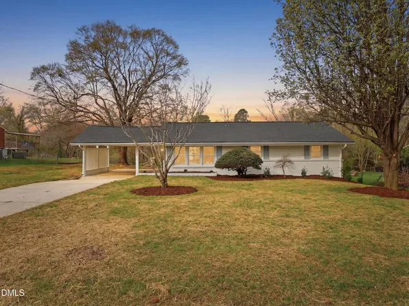 1513 Mountain View Ct, Hillsborough, NC 27278