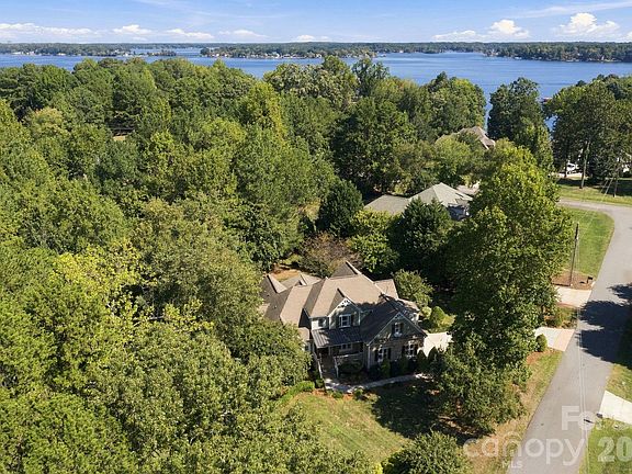3rd image of 7481 Brotherton Rd
