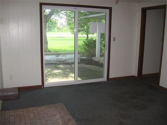 5th image of 2844 E State Road 28