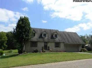 10849 Buehler Rd NE, Bolivar, OH 44612