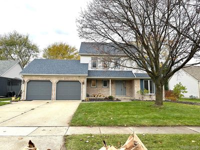 365 Avenue De Lafayette, Monroe, MI, 48162