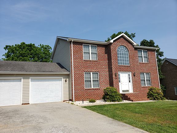 2nd image of 1268 Lake Shore Dr