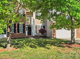 6817 Reedy Creek Rd, Charlotte, NC 28215