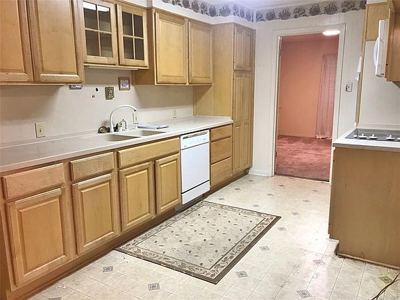 5th image of 8519 Plantation Dr
