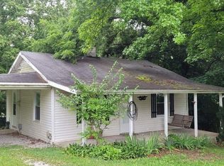1412 N 11th St, Mount Vernon, IL 62864