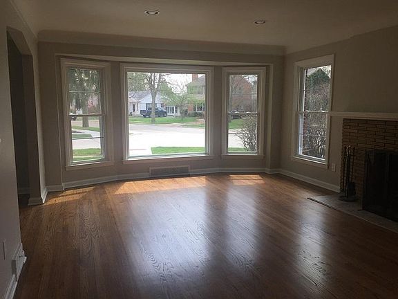3rd image of 4400 Seminole Dr