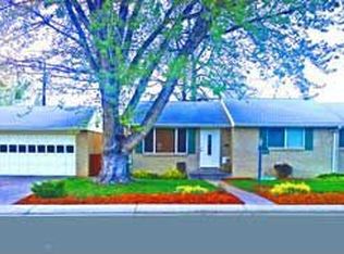 2159 W Pine Ridge Ave, Littleton, CO 80120