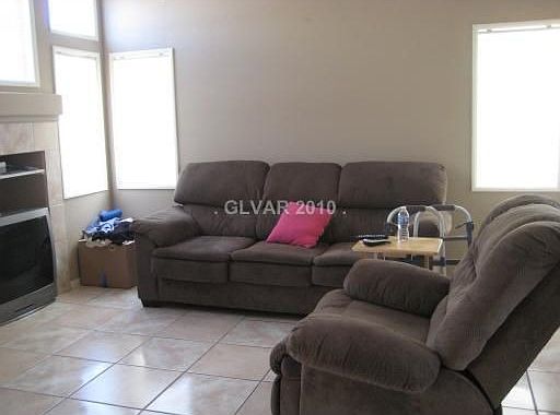 3rd image of 4402 Scarlet Sea Ave