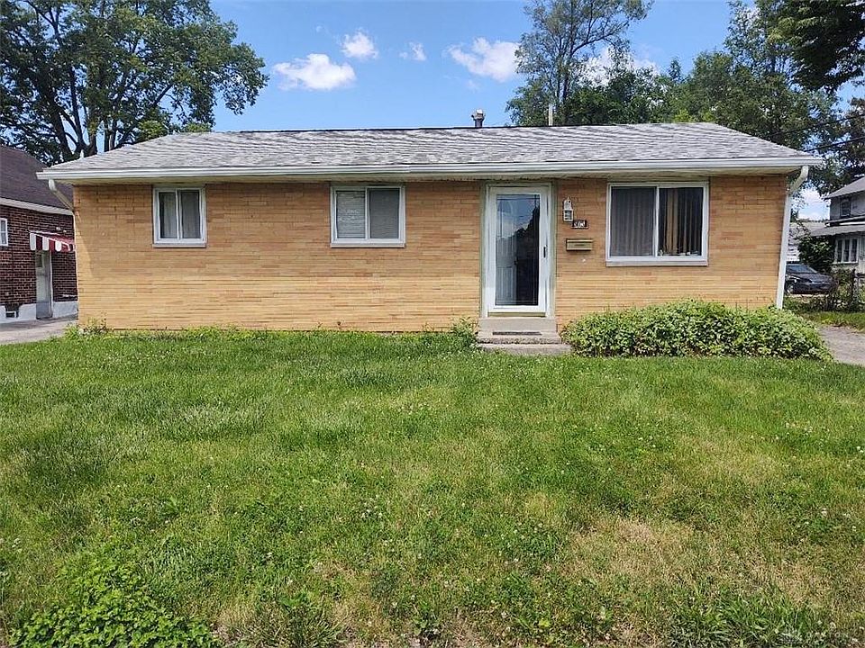 2nd image of 917 Dennison Ave
