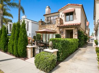 703 Goldenrod Avenue #b, Corona Del Mar, CA 92625