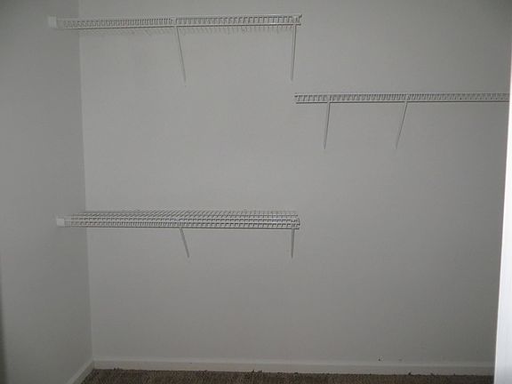 2nd image of 4052 Kenesaw Dr