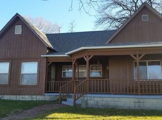 1302 S Santa Fe Ave, Chanute, KS 66720