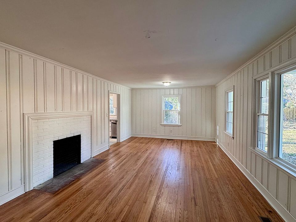 1st image of 738A Raleigh Rd