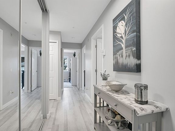 2nd image of 920 Saskatoon Rd Unit 309