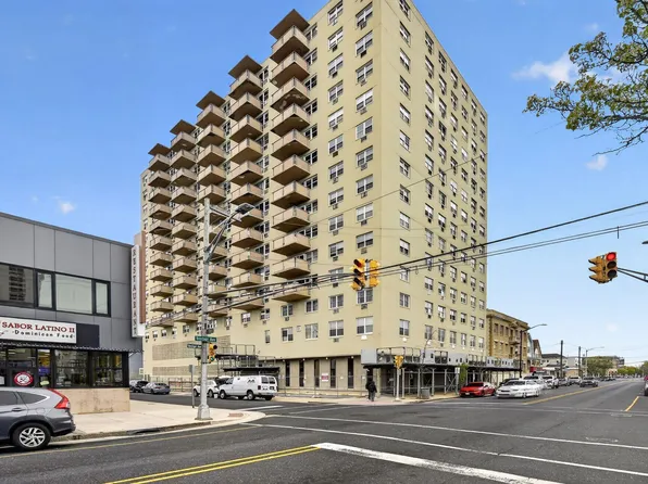3817 Ventnor Ave, Atlantic City, NJ 08401