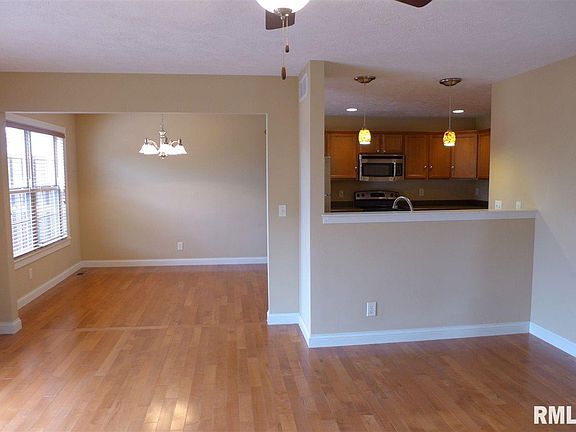 5th image of 7102 N Thomas Davis Dr