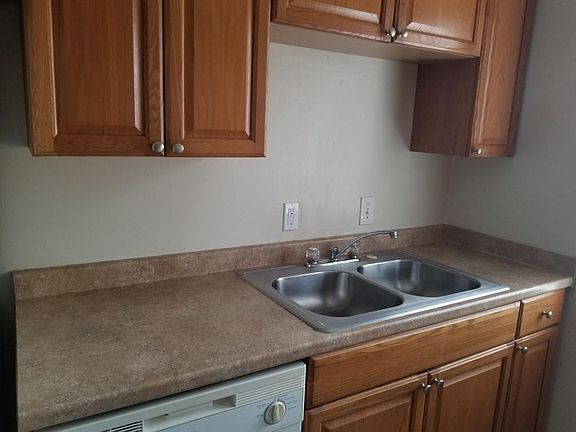 4th image of 7501 Presley Pl #79