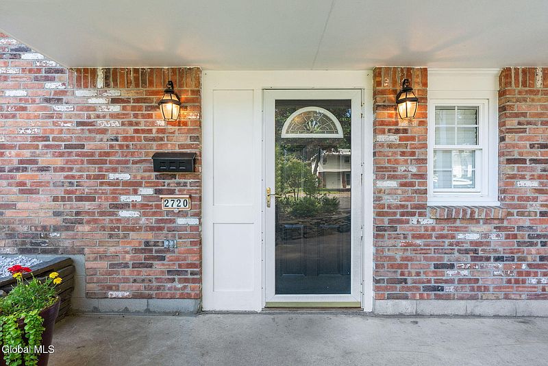 2nd image of 2720 Greeley Street