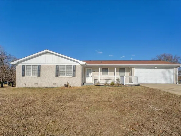 2099 Moon Dr SW, Conyers, GA 30094