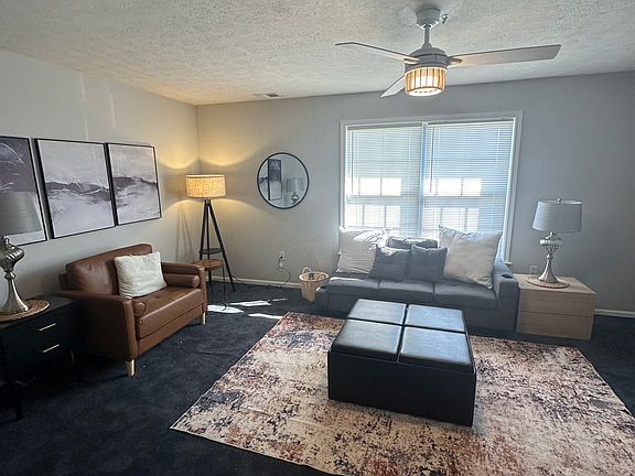 3rd image of 100 Kenilworth Ct APT D