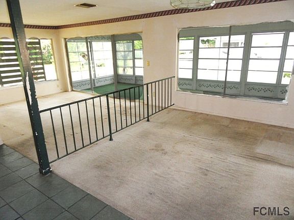 3rd image of 10 Cerrudo Ln