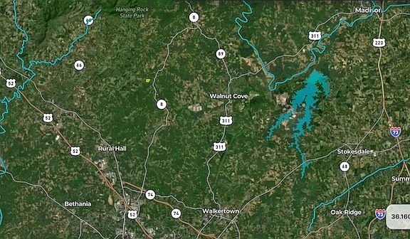 3rd image of 3305 Mountain View Rd