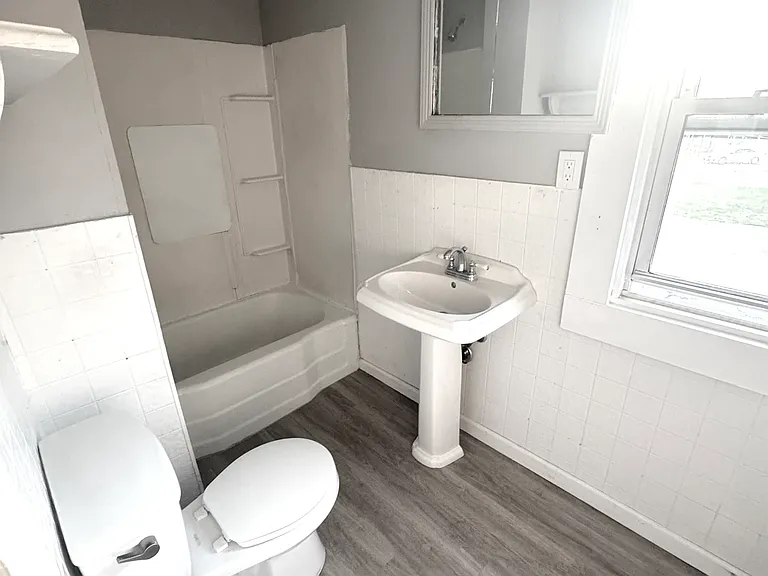 57 Meadow St #2 — Photo 6