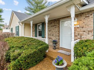 1202 Carriage Park Dr, Franklin, TN 37064