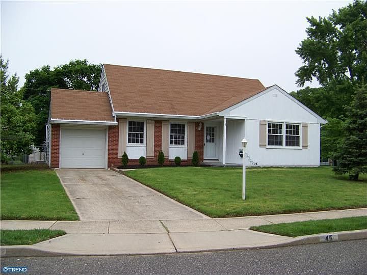 1st image of 45 Sycamore Dr