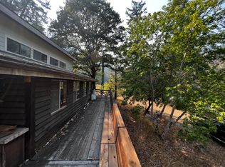 1110 S Face Ln, Garberville, CA 95542