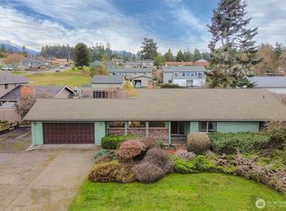 2016 W 4th St, Port Angeles, WA
