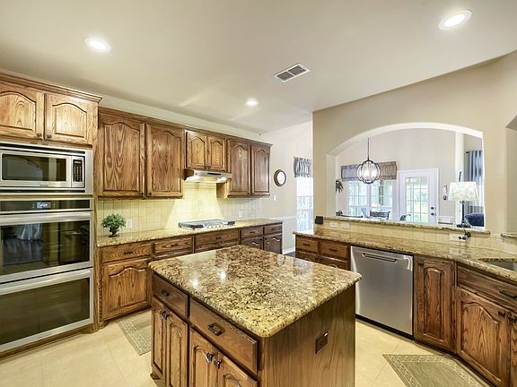 3rd image of 8313 Bishop Pine Rd