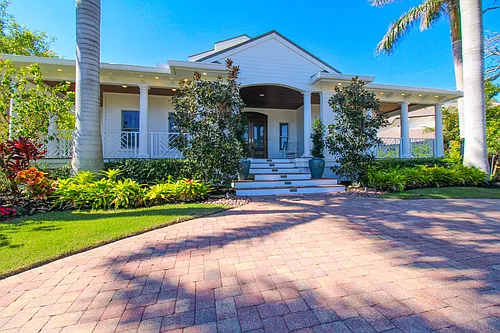 2150 Marina Dr Photo 1