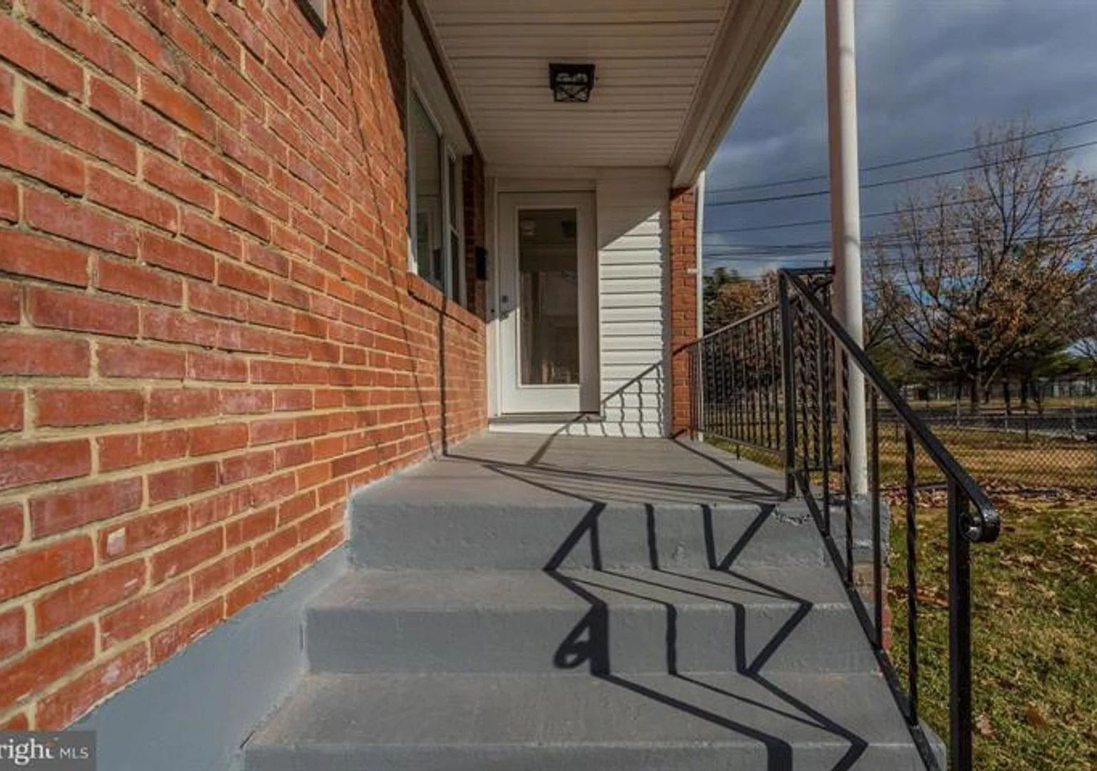 Welcome Home! Space, Style & Convenience Await! — Photo 3