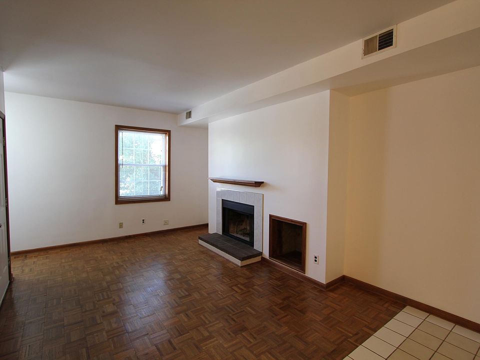 1st image of 625 S 17th St Floor 2