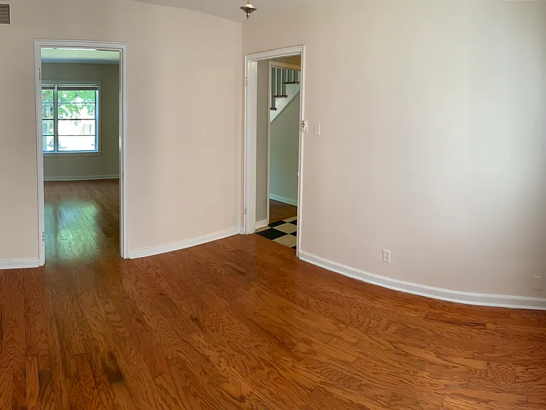 1662 Valley Ave — Photo 39