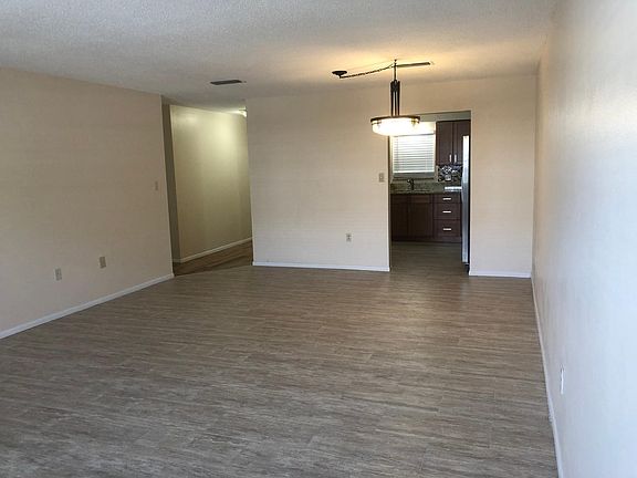 Living/Dining Area
