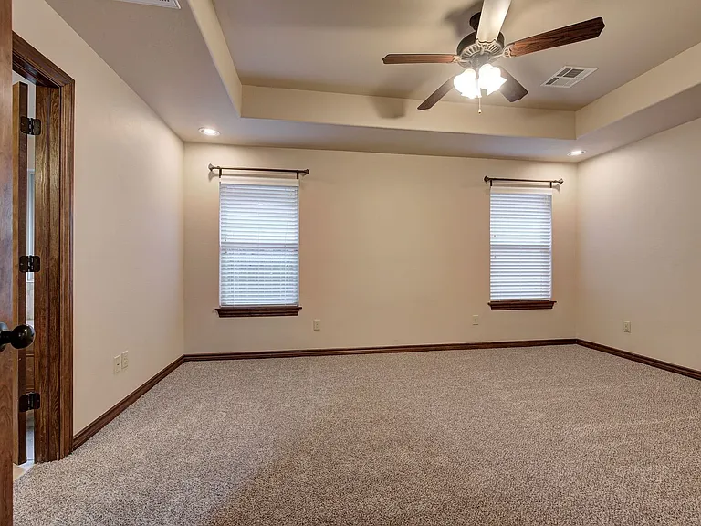 18520 Haslemere Ln — Photo 20