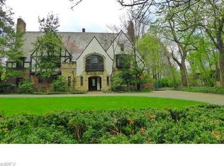 18020 S Woodland Rd, Shaker Hts, OH