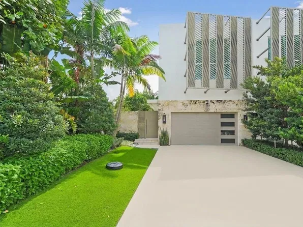 724 N LAKE Avenue N, Delray Beach, FL 33483